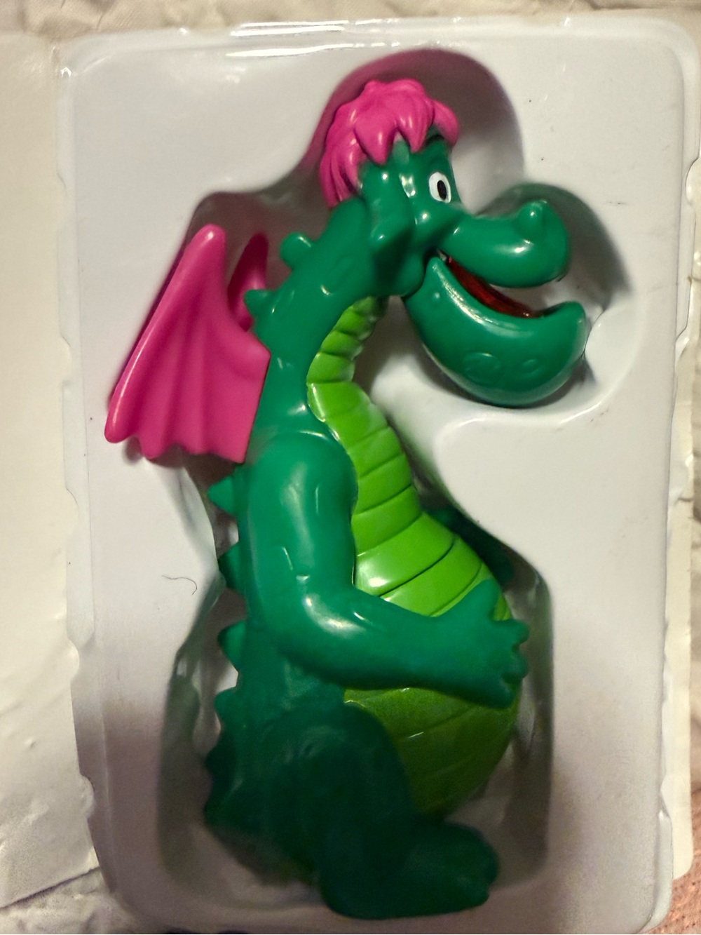 Vintage 1996 Disney Pete’s Dragon Elliott McDonald’s Happy Meal Toy